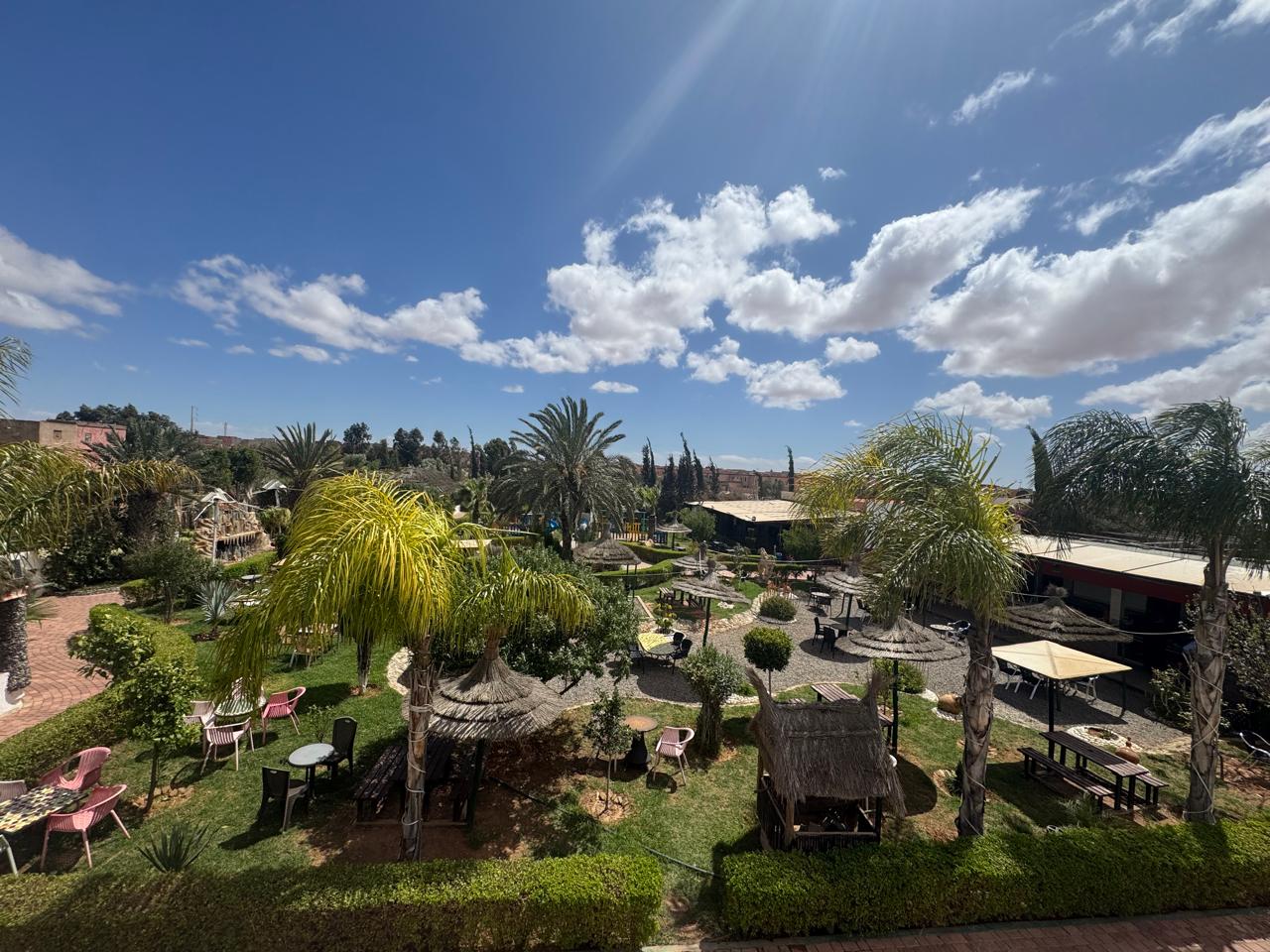 Café avec espaces verts